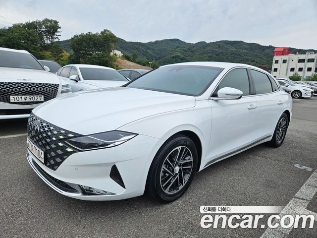 Hyundai Grandeur (IG) 3.0 LPi Rent Car Modern