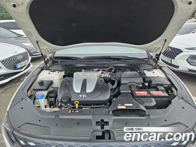 Hyundai Grandeur (IG) 3.0 LPi Rent Car Modern 2023 — фото 6