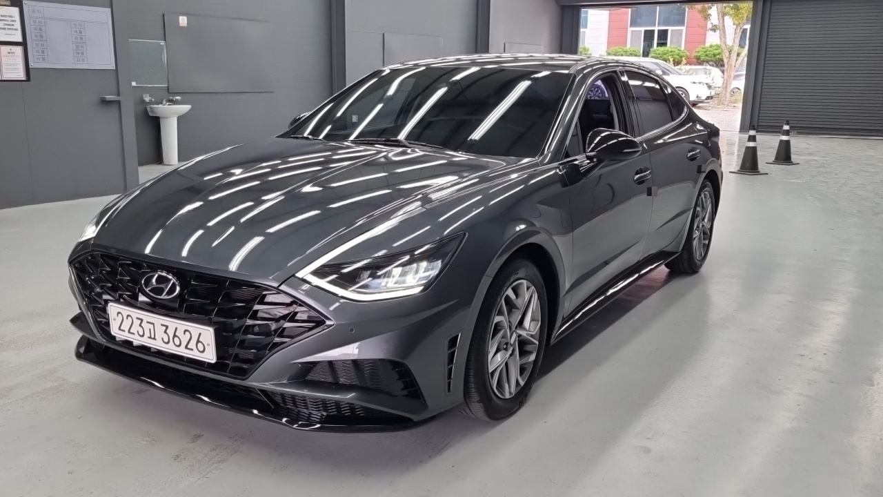 Hyundai Sonata (DN8) 2.0 Premium Plus