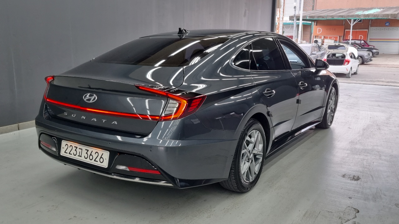 Hyundai Sonata (DN8) 2.0 Premium Plus 2023 — фото 2