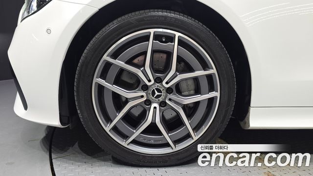 Mercedes-Benz E-Class (W213) E300d 4MATIC Coupe 2022 — фото 5