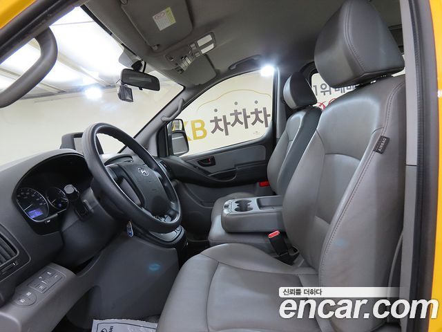 Hyundai Grand Starex 4WD School Bus 2019 — фото 6