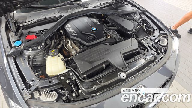 BMW 4 Series (F32) 420d M Sport Coupe 2020 — фото 6