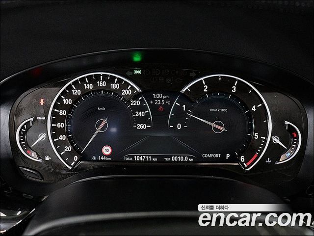 BMW 5 Series (G30) 520d Luxury Special Edition 2018 — фото 15