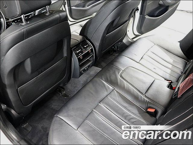 BMW 5 Series (G30) 520d Luxury Special Edition 2018 — фото 20