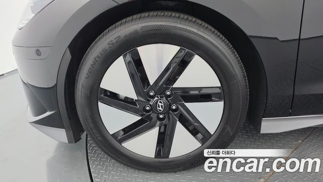 Hyundai Ioniq 6 Long Range Prestige 2025 — фото 5