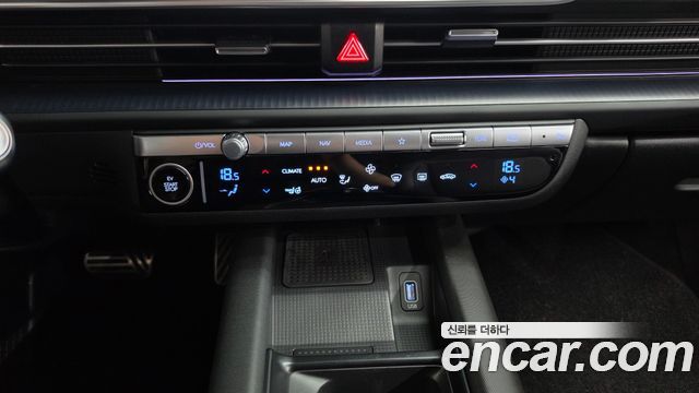 Hyundai Ioniq 6 Long Range Prestige 2025 — фото 31