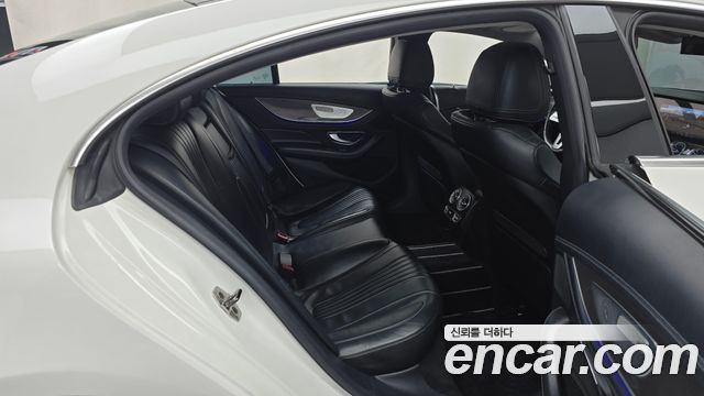 Mercedes-Benz CLS-Class (C257) CLS400d 4MATIC AMG Line 2019 — фото 11