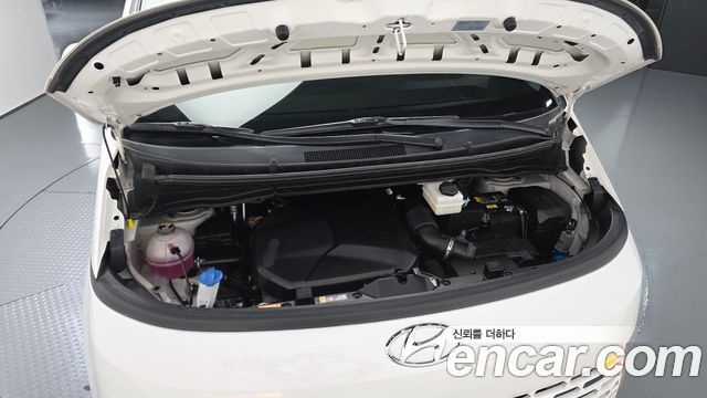 Hyundai Staria Cargo 3-Seater Modern 2023 — фото 6