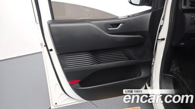 Hyundai Staria Cargo 3-Seater Modern 2023 — фото 24