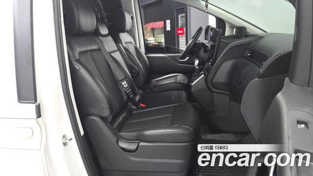 Hyundai Staria Cargo 3-Seater Modern 2023 — фото 26