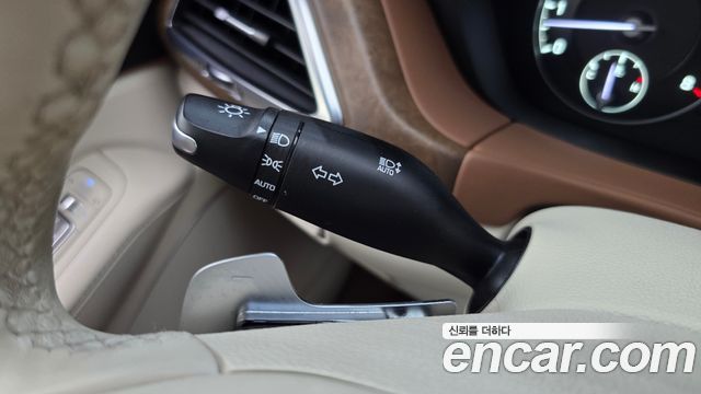 Genesis G90 3.8 AWD Luxury 2021 — фото 35