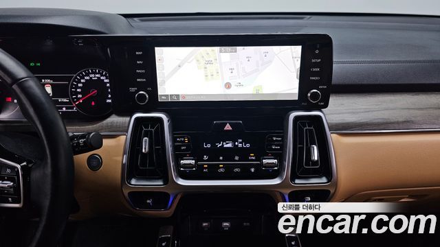 Kia Sorento (IV) Gasoline 2.5T 2WD Prestige 2023 — фото 14