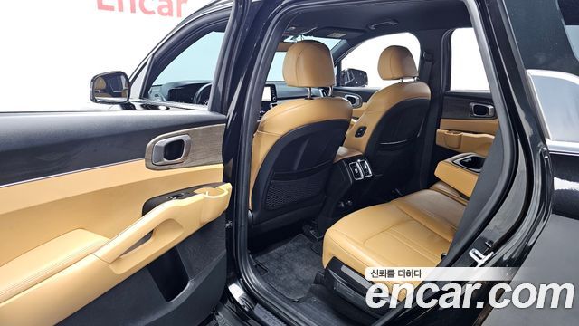 Kia Sorento (IV) Gasoline 2.5T 2WD Prestige 2023 — фото 26
