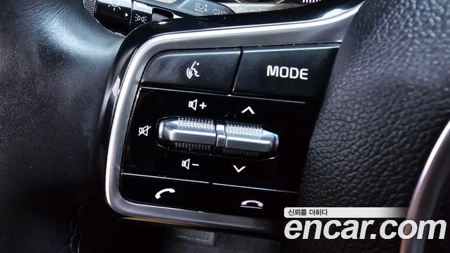 Kia Sorento (IV) Gasoline 2.5T 2WD Prestige 2023 — фото 31