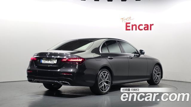 Mercedes-Benz E-Class (W213) E220d 4MATIC AMG Line 2021 — фото 2