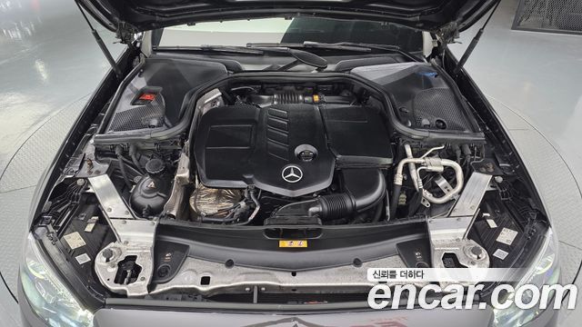Mercedes-Benz E-Class (W213) E220d 4MATIC AMG Line 2021 — фото 6