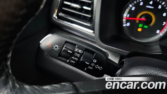 KG Mobility (SsangYong) Very New Tivoli Gasoline 1.5 2WD V3 2022 — фото 28