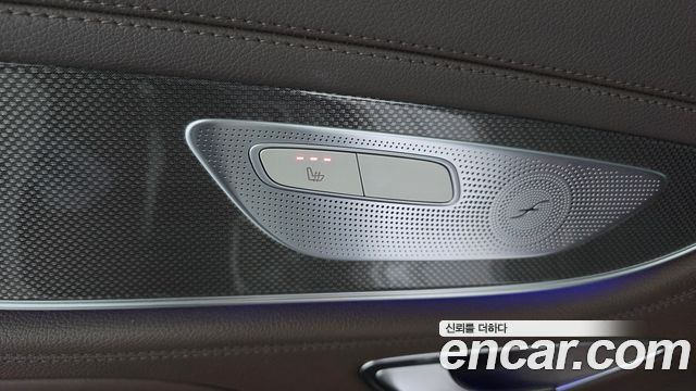 Mercedes-Benz CLS-Class (C257) CLS300d AMG Line 2020 — фото 16