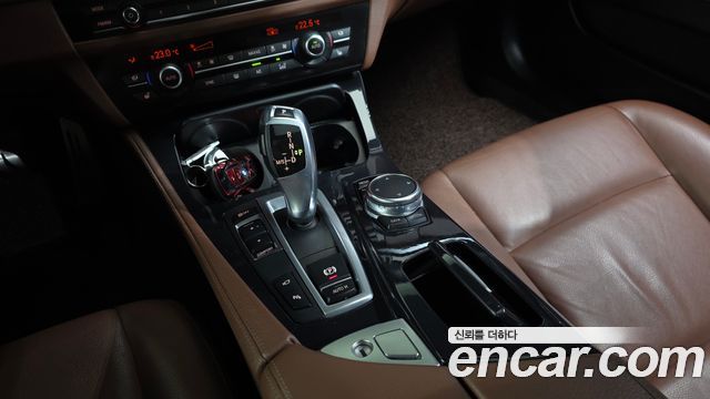 BMW 5 Series (F10) 520d M Aero Dynamic 2016 — фото 9