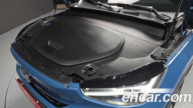 Volvo C40 Recharge Twin Ultimate 2024 — фото 6