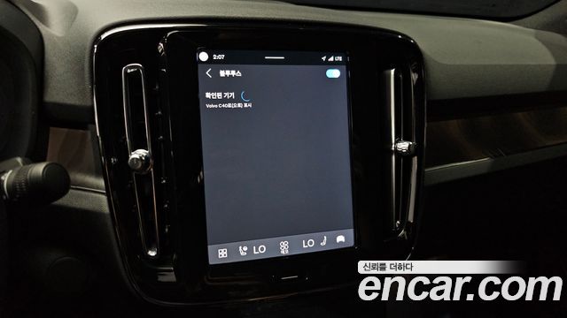 Volvo C40 Recharge Twin Ultimate 2024 — фото 17