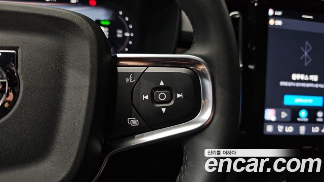 Volvo C40 Recharge Twin Ultimate 2024 — фото 32