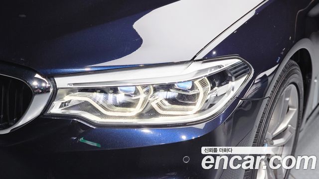 BMW 5 Series (G30) 520d xDrive M Sport Package Plus 2018 — фото 22
