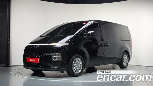 Hyundai Staria L3.5 Cargo 5-Seater Modern 2023 — фото 1