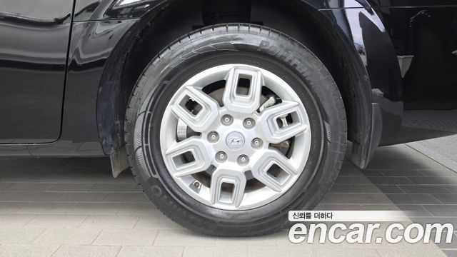 Hyundai Staria L3.5 Cargo 5-Seater Modern 2023 — фото 21