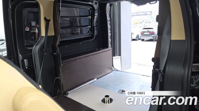 Hyundai Staria L3.5 Cargo 5-Seater Modern 2023 — фото 36