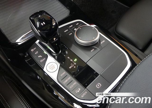 BMW X4 (G02) xDrive20i M Sport Pro Special Edition 2025 — фото 9