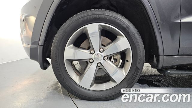 Jeep Grand Cherokee 3.0 Diesel Overland WK2 2016 — фото 5