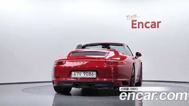Porsche 911 Carrera 4 GTS Cabriolet 991 2018 — фото 4