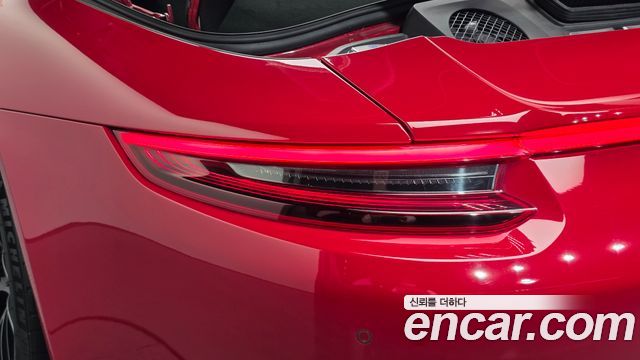 Porsche 911 Carrera 4 GTS Cabriolet 991 2018 — фото 23