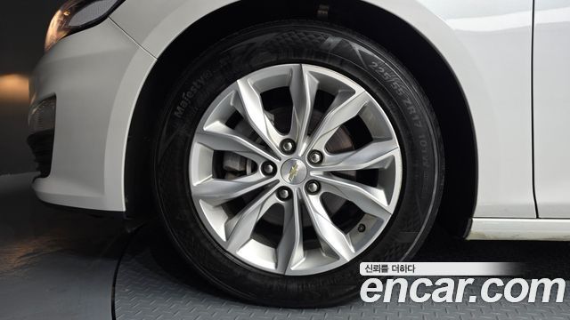 Chevrolet Malibu 1.3 Turbo LT Deluxe 2019 — фото 5