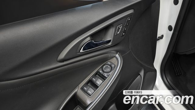 Chevrolet Malibu 1.3 Turbo LT Deluxe 2019 — фото 16