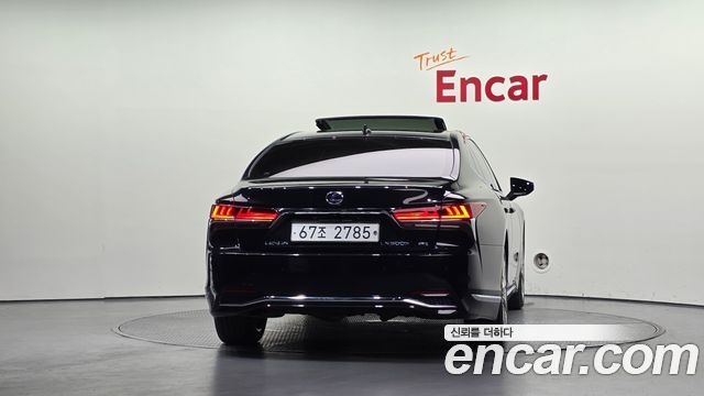 Lexus LS500h (V) 3.5 Platinum AWD 2018 — фото 4