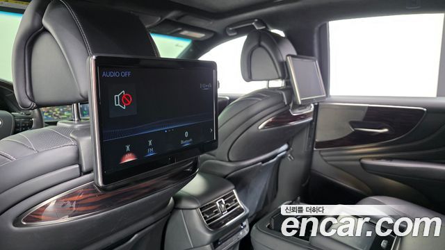 Lexus LS500h (V) 3.5 Platinum AWD 2018 — фото 16