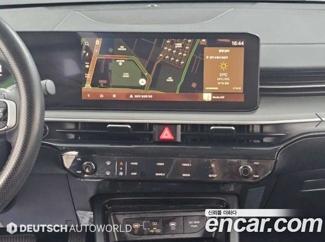 Kia K5 (III) 2.0 Prestige 2024 — фото 18