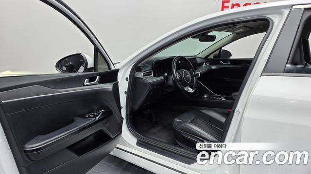 Kia K5 (III) 2.0 Trendy 2022 — фото 10