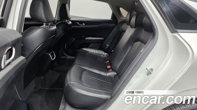 Kia K5 (III) 2.0 Trendy 2022 — фото 11