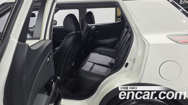 KG Mobility (SsangYong) Very New Tivoli Gasoline 1.5 2WD V5 2021 — фото 11