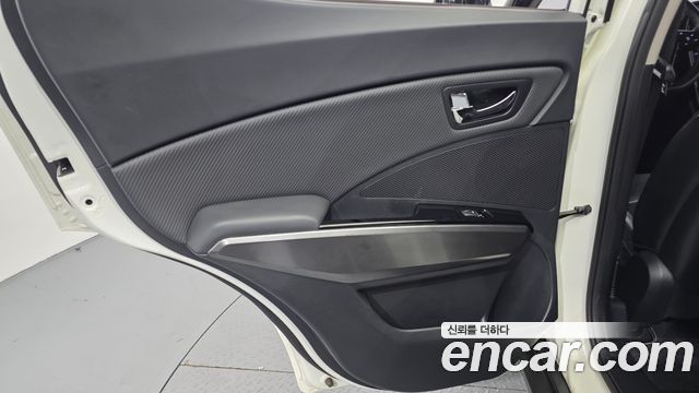 KG Mobility (SsangYong) Very New Tivoli Gasoline 1.5 2WD V5 2021 — фото 25
