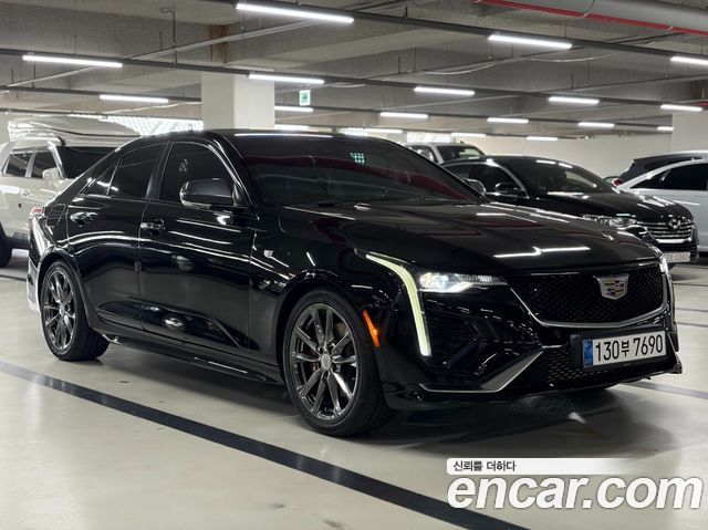 Cadillac CT4 2.0 Sport 2020 — фото 2
