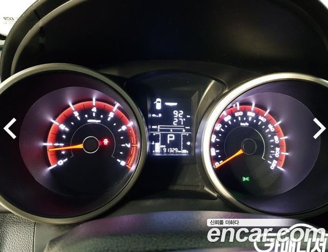 KG Mobility (SsangYong) Tivoli VX 2WD 2015 — фото 8