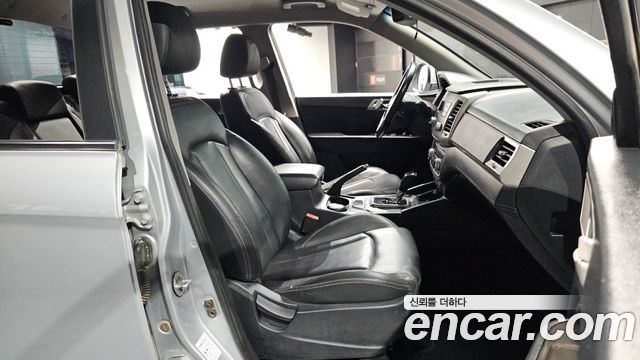 KG Mobility (SsangYong) Rexton Sports Diesel 2.2 2WD Adventure 2018 — фото 12
