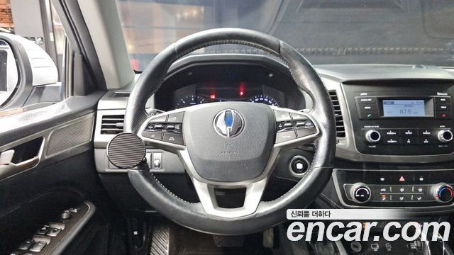 KG Mobility (SsangYong) Rexton Sports Diesel 2.2 2WD Adventure 2018 — фото 13