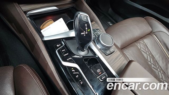 BMW 6 Series GT (G32) 630i xDrive M Sport 2021 — фото 9