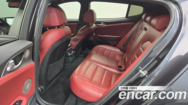 Kia Stinger 2.0 Turbo 2WD Platinum 2020 — фото 11